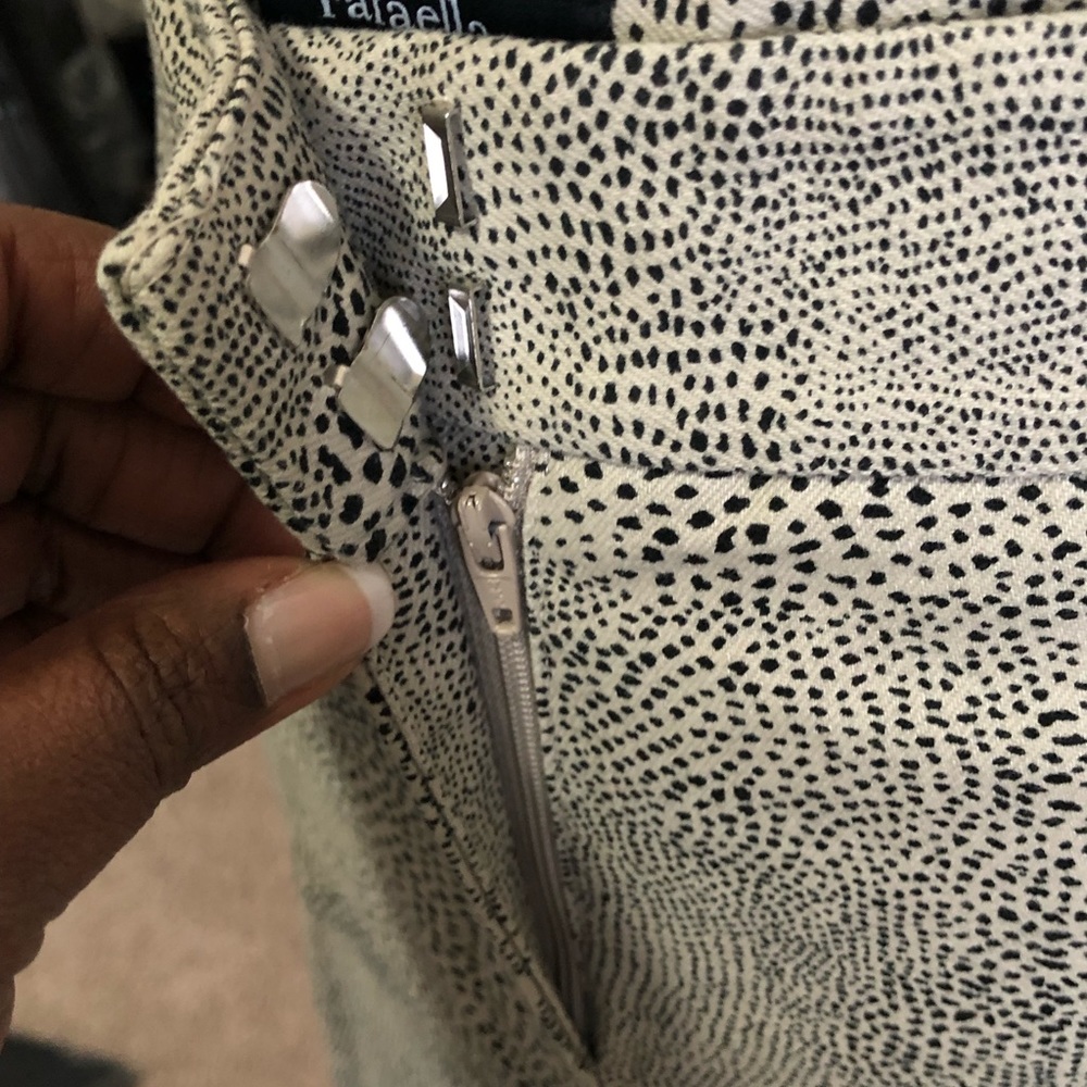 Rafaella Print Pants - Picture 7 of 8